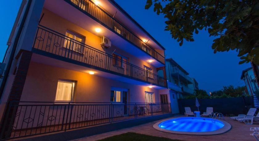 Villa Sunset Каштела Екстер'єр фото